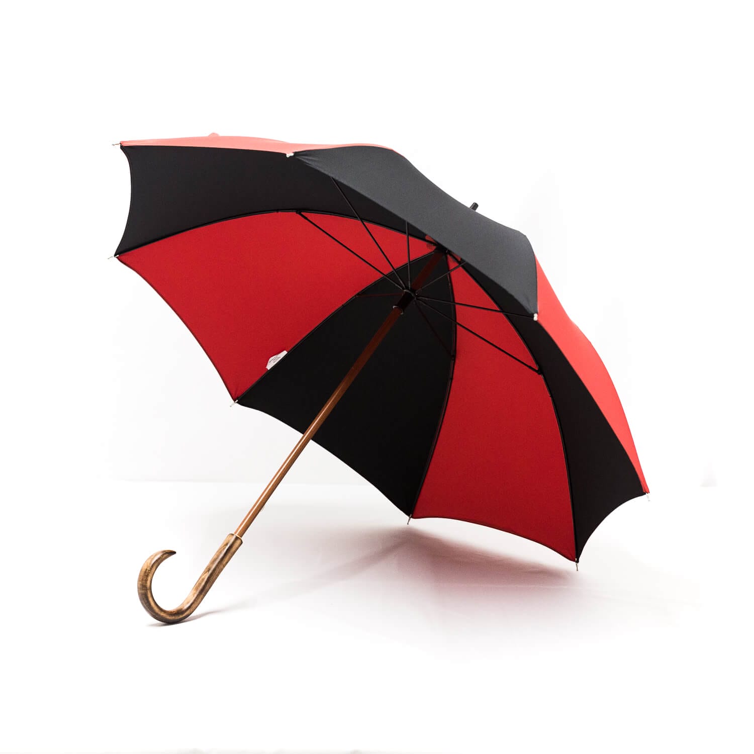 Parapluie droit classique noir et rouge